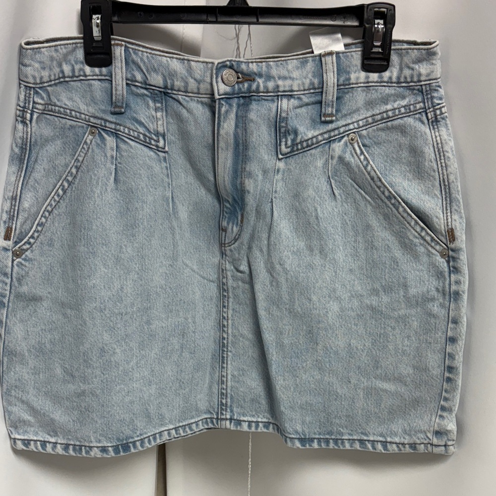Banana Republic Light Blue Denim Skirt size 12